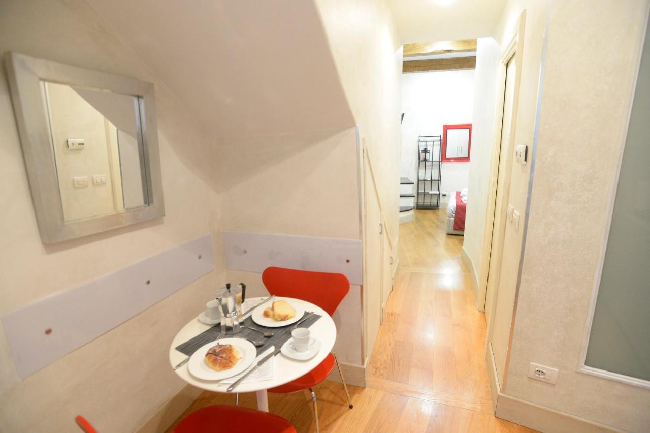 Appartement La Casa Degli Osti 1 - Piazza Navona à Rome Extérieur photo