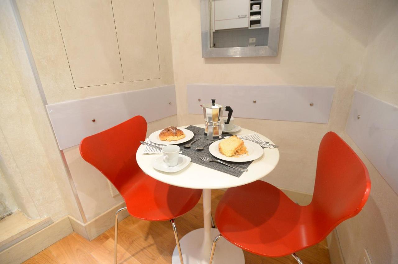 Appartement La Casa Degli Osti 1 - Piazza Navona à Rome Extérieur photo
